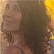 Maestra y psicopedagoga, especialista en EP, PT Y EF 
Experiencia con alumnos de la ESO en apoyo a diferentes materias.